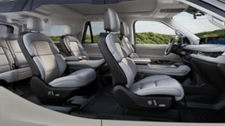 2025 Lincoln Lincoln Navigator Internal Image 1